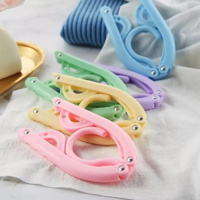 Foldable Travel Hangers Pack of 10 – Portable Space Saving Clothes Hanger for Travel & Home