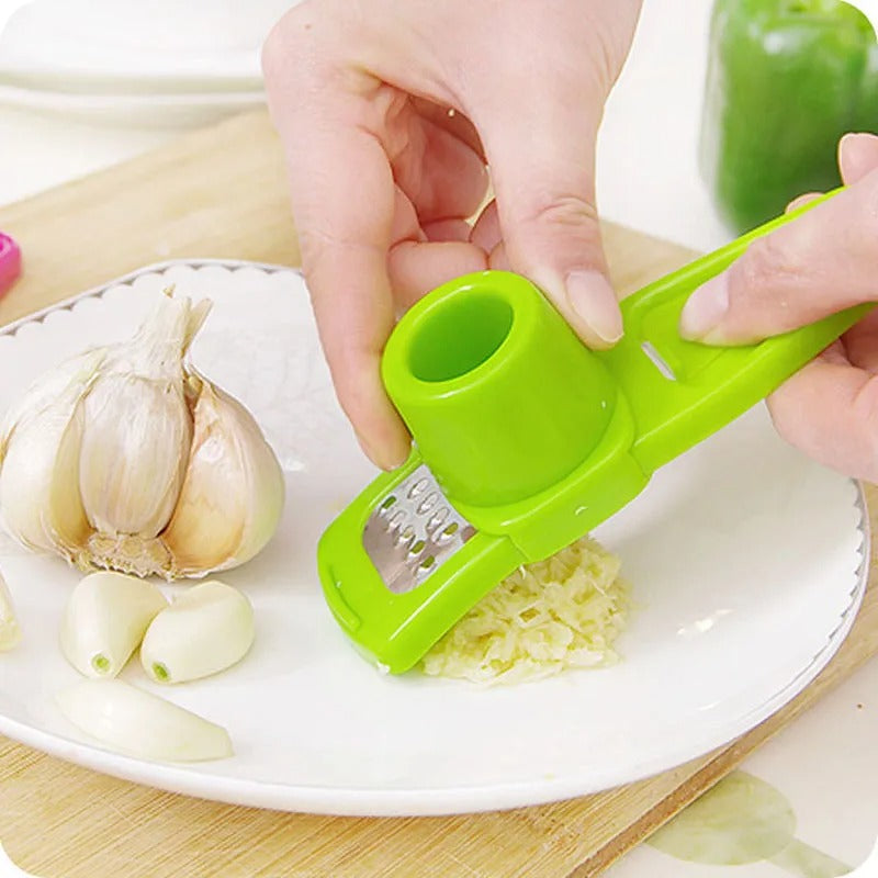 Pack of 2 Mini Garlic Cutter & Grater – Manual Garlic Crusher Tool | Easy Ginger & Garlic Mincer