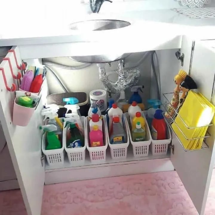 Plastic Fruit & Vegetable Storage Baskets