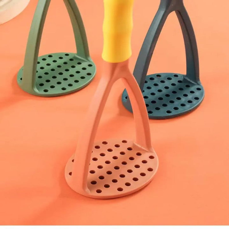 Hand Held Potato Masher With Handle – Ergonomic Vegetable & Potato Masher