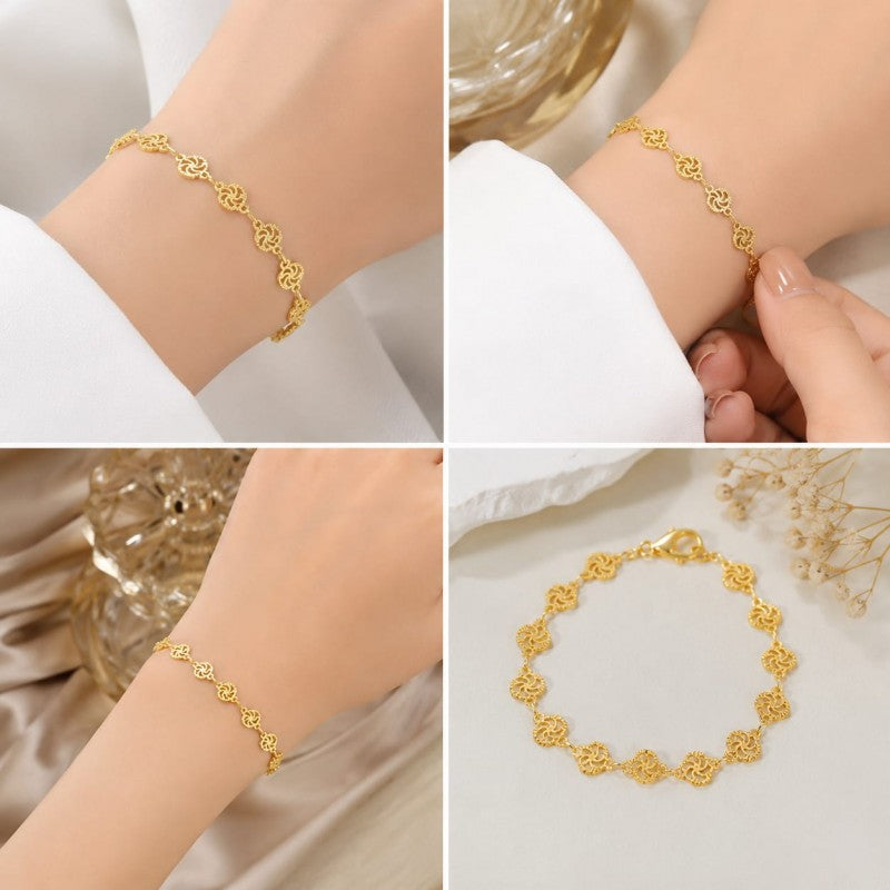 Gold Plated Clover Design Bracelet – Elegant Adjustable Fashion Jewelry for Women